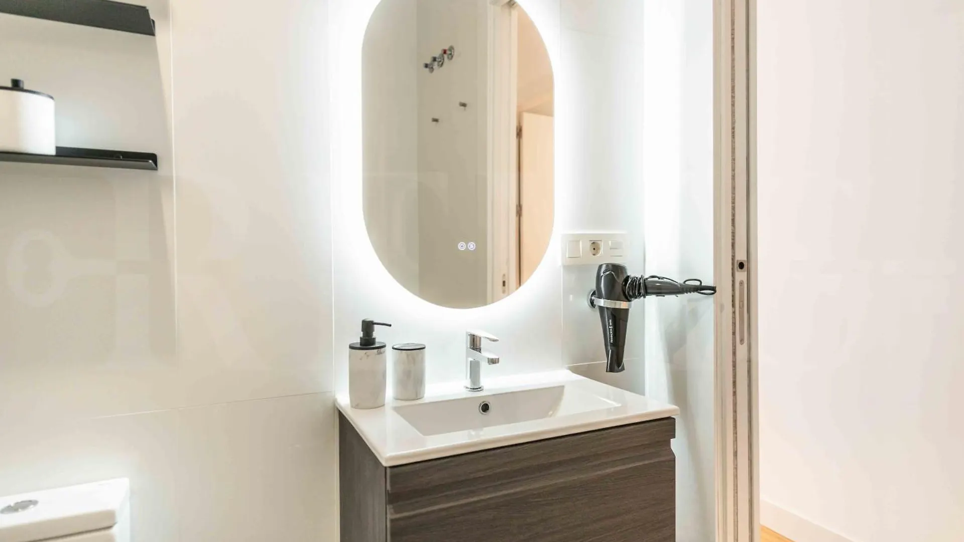 Central Apartment With Picasso Vibes By Rems Malaga Hiszpania